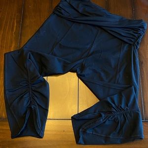 Fabletics capri leggings